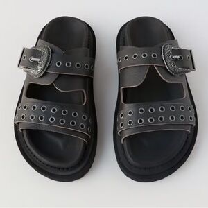 New leather Zara Kids Black Sandals size 1